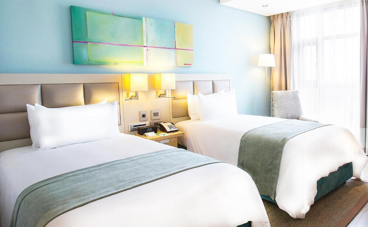 Holiday Inn Mauritius Mon Tresor By Ihg Plaine Magnien Exterior foto