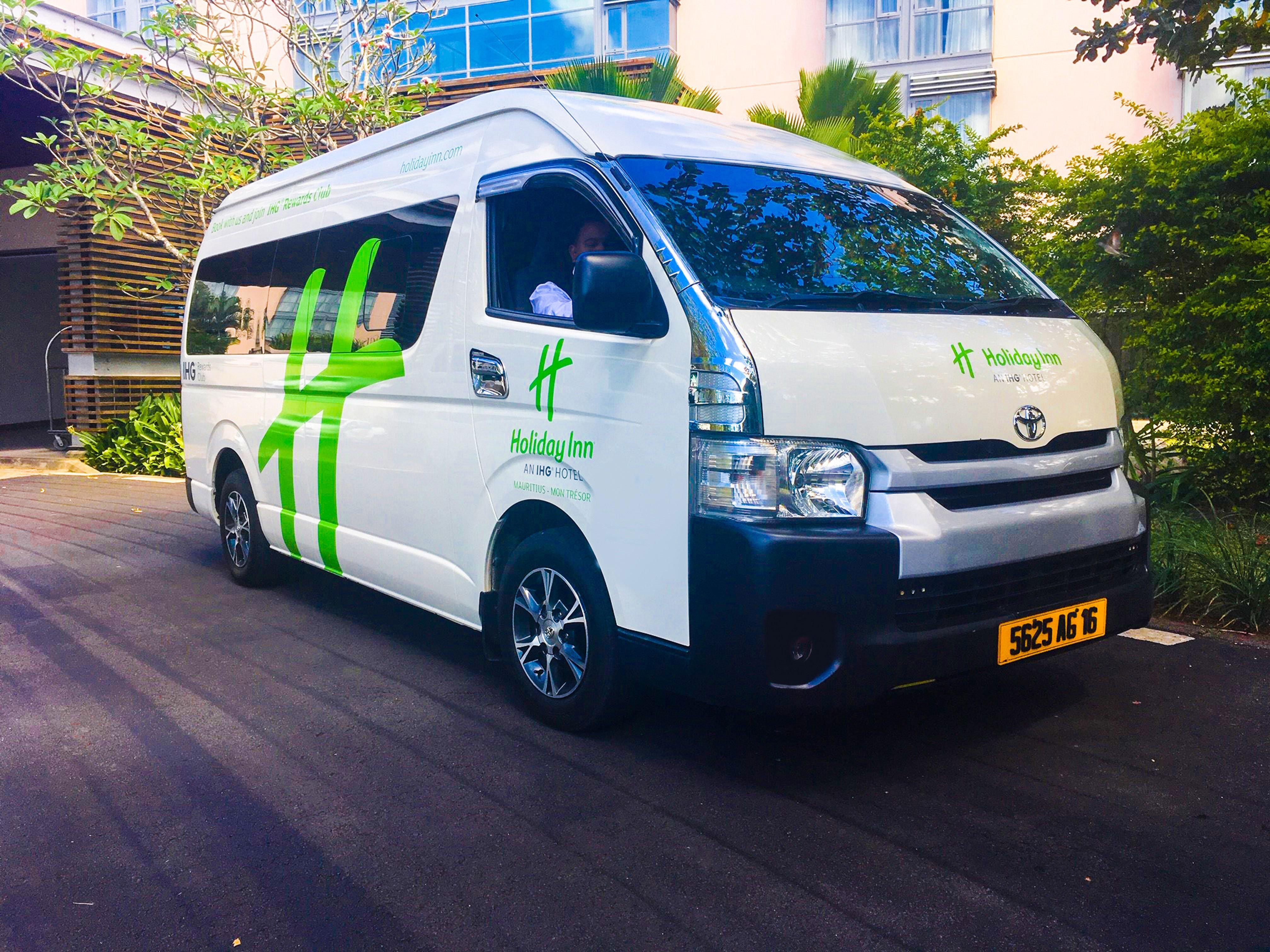Holiday Inn Mauritius Mon Tresor By Ihg Plaine Magnien Exterior foto